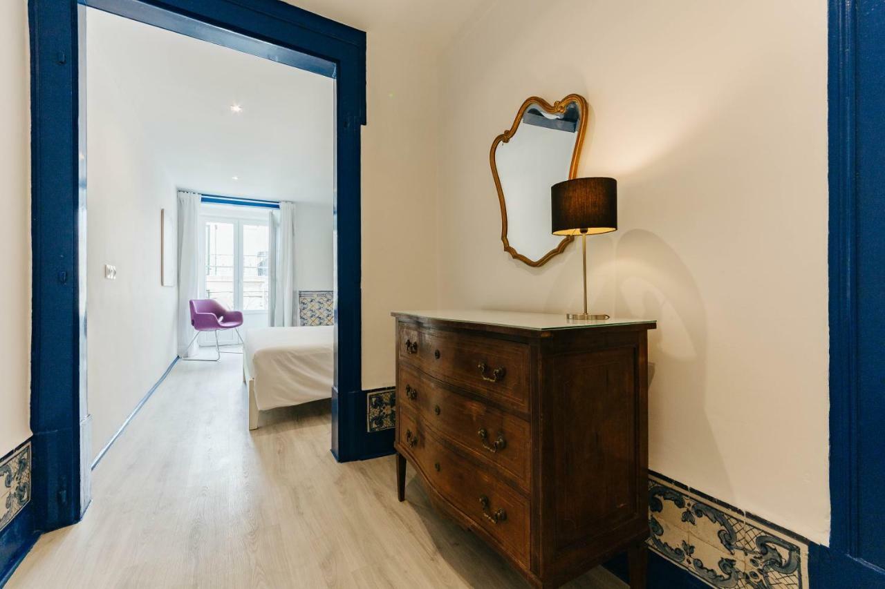Your Second Home In Chiado Lisbona Esterno foto