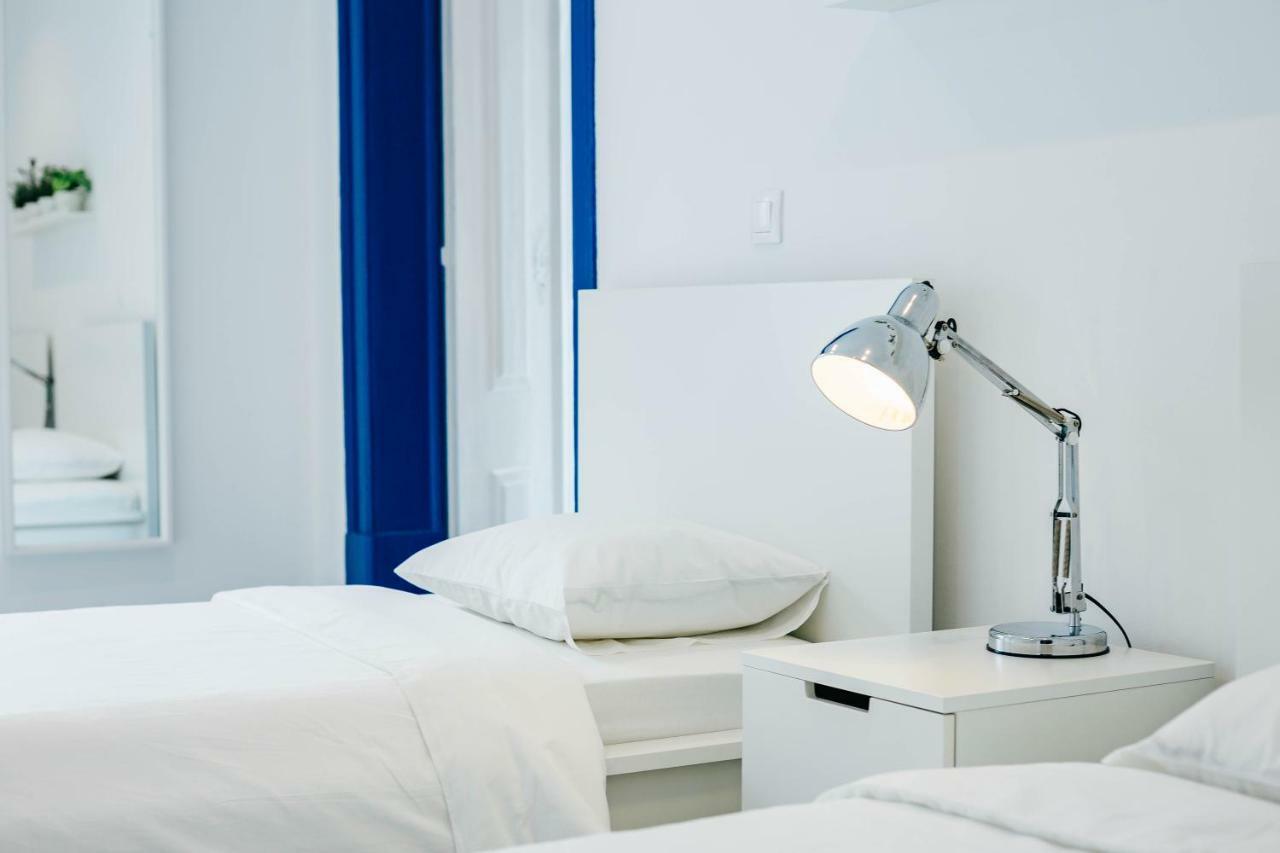 Your Second Home In Chiado Lisbona Esterno foto